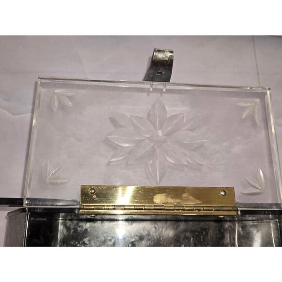 Rialto New York 1950s Grey Pearlized Hand Etched Lucite Bag - Picture 10 of 10